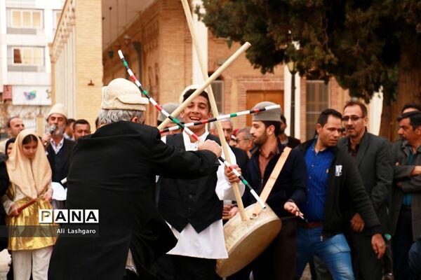 آیین نوروزخوانی همراه با جشنواره پخت سمنو در سمنان