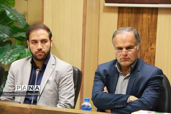 عقد تفاهم‌نامه همکاری آموزش و پرورش( نهضت سوادآموزی) و اداره کل کتابخانه‌های عمومی استان سمنان