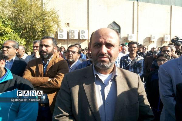 تشییع پیکر سه شهید گمنام در بوشهر-1