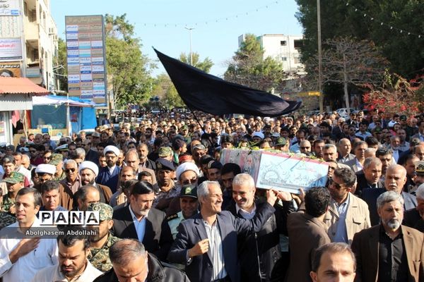 تشییع پیکر سه شهید گمنام در بوشهر-1