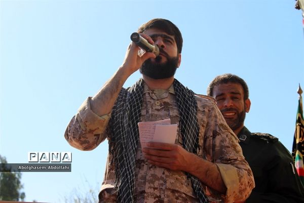 تشییع پیکر سه شهید گمنام در بوشهر-1