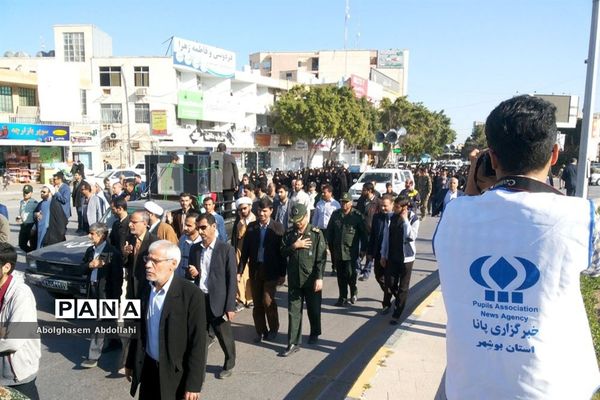 تشییع پیکر سه شهید گمنام در بوشهر-1