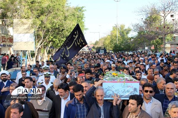تشییع پیکر سه شهید گمنام در بوشهر-1