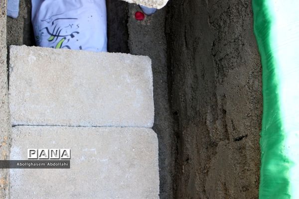 تشییع پیکر سه شهید گمنام در بوشهر-2