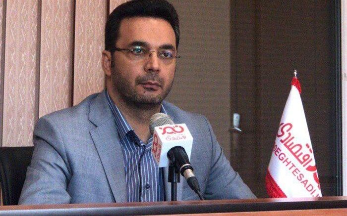 تاجیک،‌ عضو کمیته دستمزد شورای عالی کار:‌مشکلات تولید و بسته‌شدن هر روزه واحدهای صنعتی ربطی به دستمزد کارگران ندارد