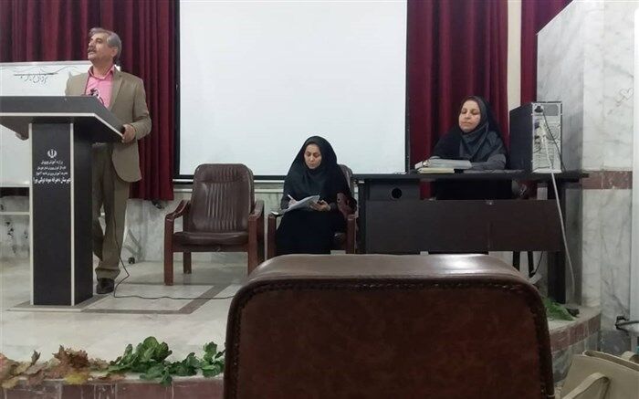 برپایی نشست شعرخوانی و نقد شعر در ناحیه 2 اهواز