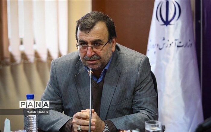 عمادی: برنامه «تعالی مدیریت مدرسه» فرصتی کم‌نظیر برای اجرایی کردن سند تحول بنیادین است