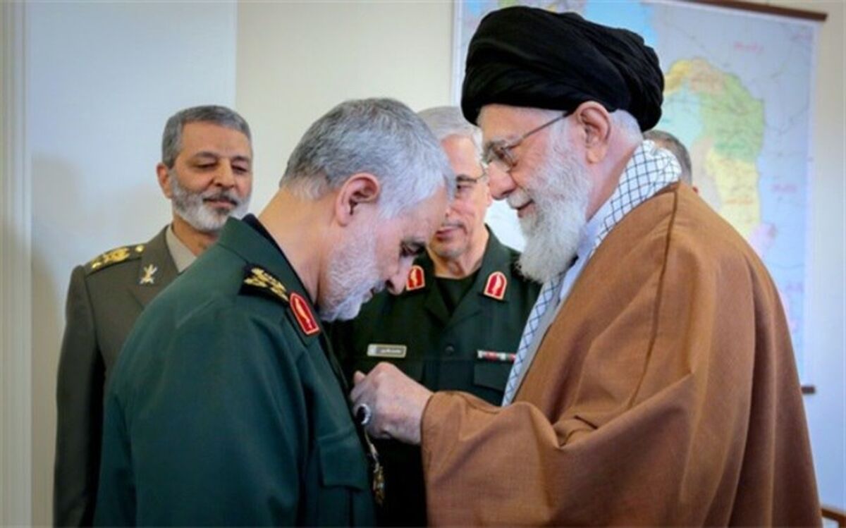 مشروح بیانات رهبر معظم انقلاب در مراسم اعطای نشان عالی ذوالفقار به سردار سلیمانی