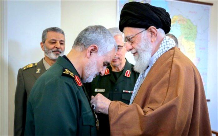 مشروح بیانات رهبر معظم انقلاب در مراسم اعطای نشان عالی ذوالفقار به سردار سلیمانی