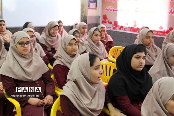 پنجمین یادواره شهیدان در دبیرستان شهیده سهام خیام بوشهر