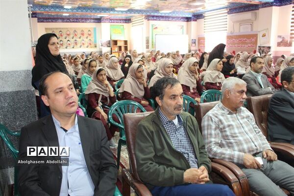 پنجمین یادواره شهیدان در دبیرستان شهیده سهام خیام بوشهر
