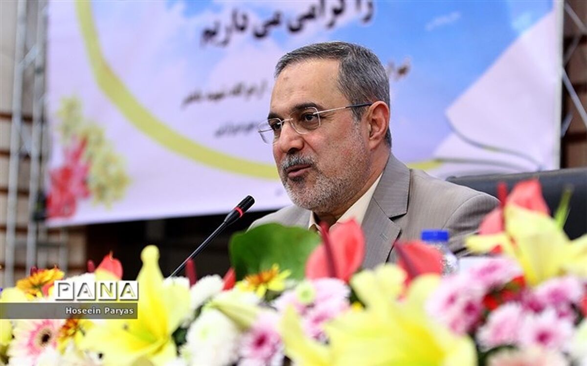 بطحایی: مدرسه‌محوری زمینه‌ساز مشارکت ذی‌نفعان برای ارتقای کیفیت‌بخشی مدرسه است