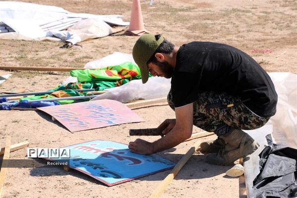 زائران راهیان‌نور در اردوگاه شهید شیرسوار هفت‌تپه