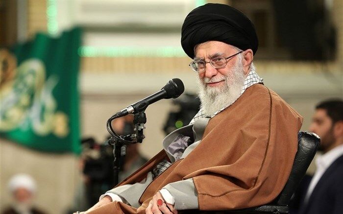 پاسخ رهبر معظم انقلاب به استفتائی درباره «چهارشنبه‌سوری»