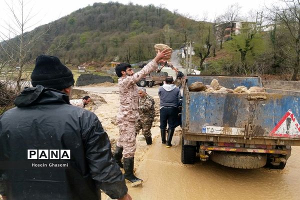 امدادرسانی به سیل‌زدگان شهرستان سوادکوه