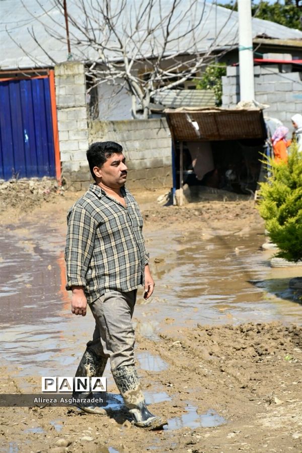 بازدید رئیس مجلس از مناطق سیل‌زده بابلسر