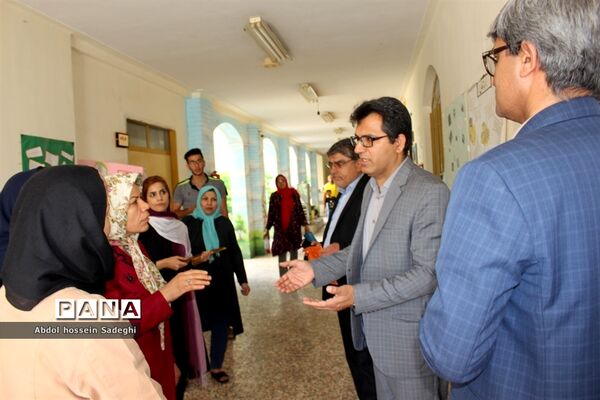بازدید مسئولان آموزش و پرورش شهرستان بوشهر از اسکان مسافران در مدارس