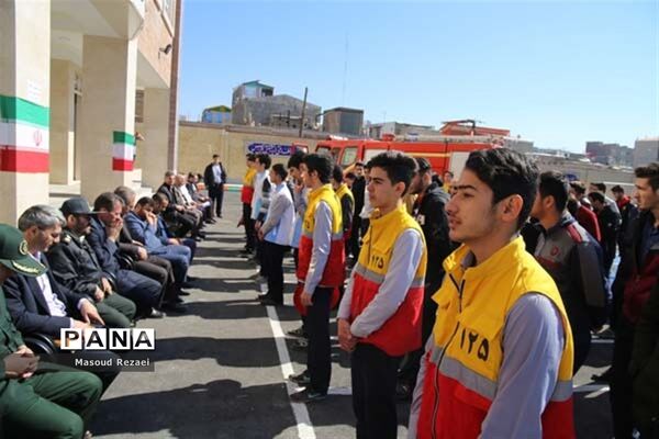 برگزاری مانور پیشگیری از حوادث چهارشنبه آخر سال در مدارس  میانه