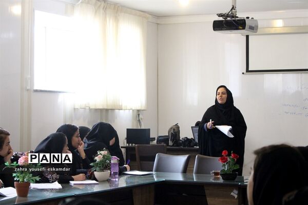 کارگاه اصول خبرنویسی وعکاسی ناحیه 3 تبریز