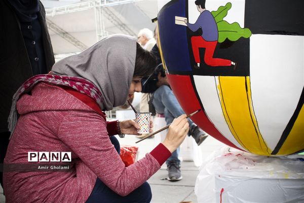 جشنواره تخم مرغ های نوروزی