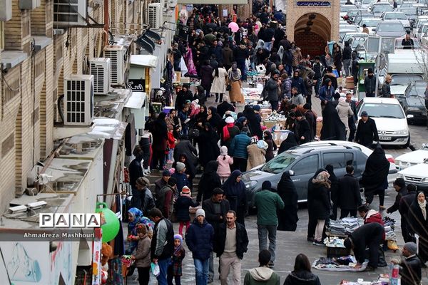 حال و هوای بازار تبریز شب عید