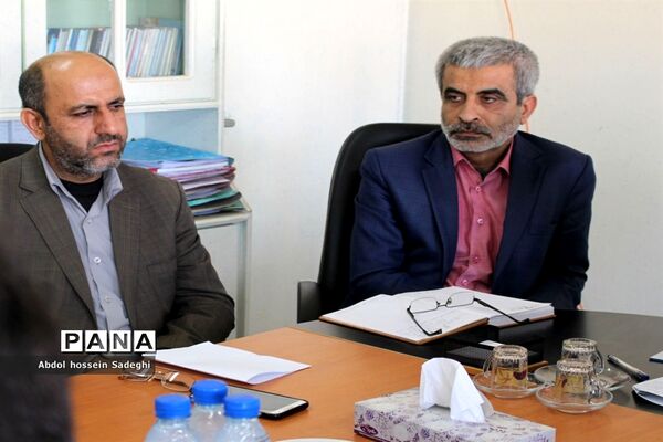 چهارمین جلسه ستاد بزرگداشت مقام معلم  در بوشهر