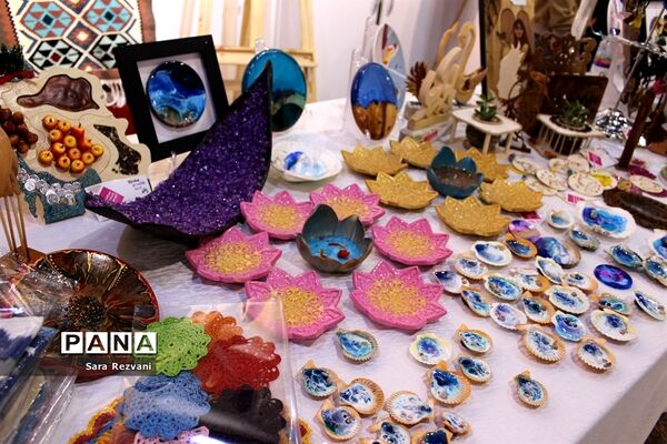 جشنواره دستاوردهای هنری زنان دارای معلولیت در برج میلاد تهران