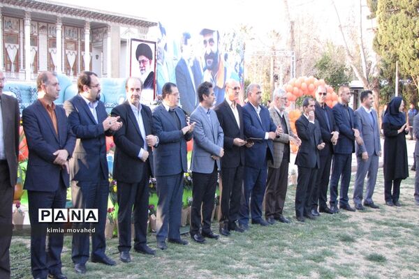 تجلیل از نارنجی پوشان و سفیران پاکیزگی در شیراز