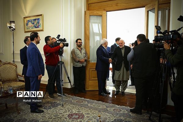 دیدار نماینده ویژه رئیس جمهوری افغانستان با ظریف