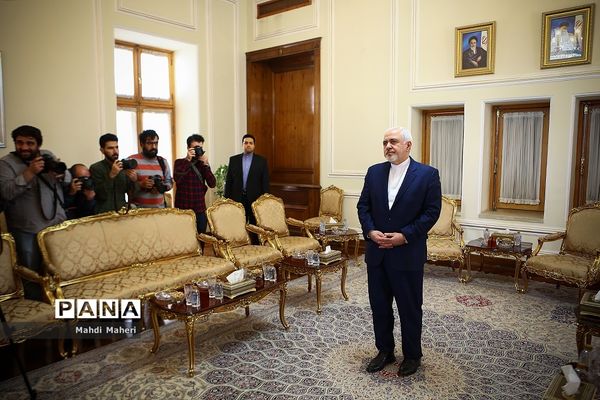 دیدار نماینده ویژه رئیس جمهوری افغانستان با ظریف