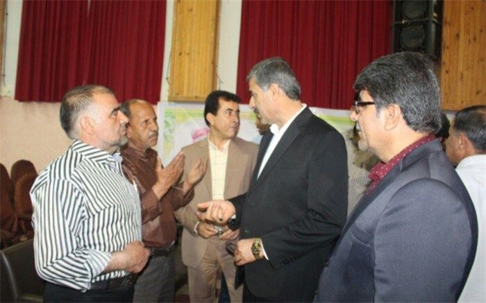 همه مسافران به ویژه فرهنگیان اسکان داده شده اند