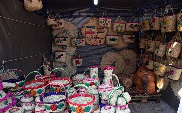 برپایی نمایشگاه نوروز بازار در منطقه آزاد انزلی