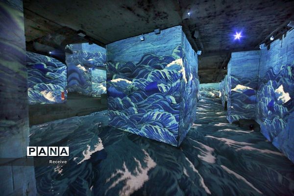 نمایشگاه آثار هنری در معادن سنگ آهک قدیمی جنوب فرانسه