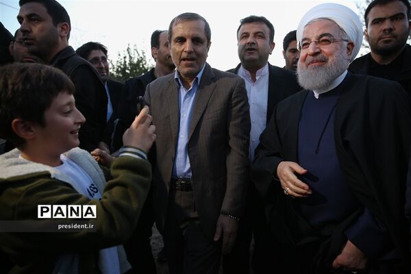 حضور رئیس جمهوری در جمع مردم روستای سیل زده کردخیل مازندران