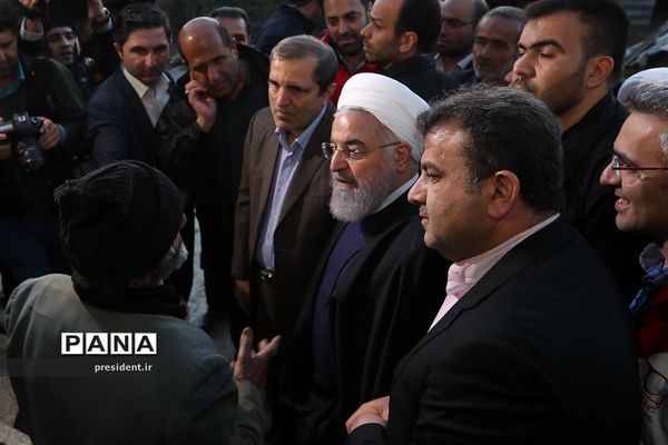 حضور رئیس جمهوری در جمع مردم روستای سیل زده کردخیل مازندران