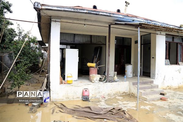 وضعیت مردم روستاهای سیل‌زده سیمرغ