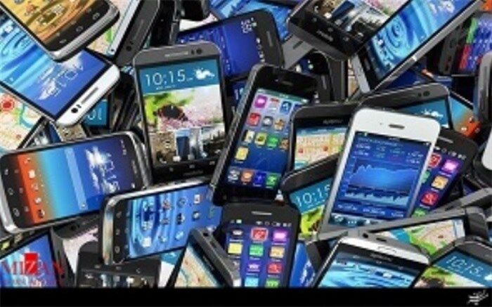کشف گوشی های میلیاردی قاچاق در ترمینال