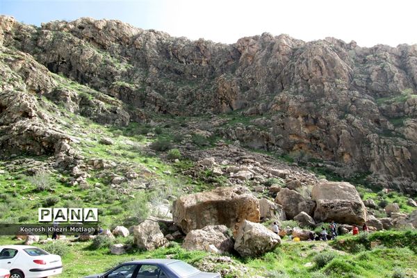 طبیعت آفتابی کازرون و جاده دوان بعد از بارندگی‌های شدید اخیر
