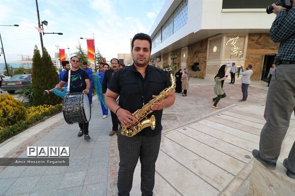 کارنوال شادی در پدیده شاندیز مشهد
