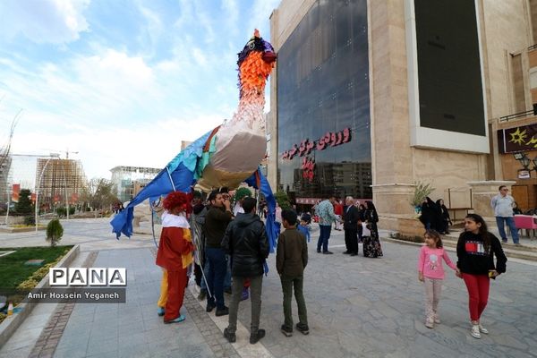 کارنوال شادی در پدیده شاندیز مشهد
