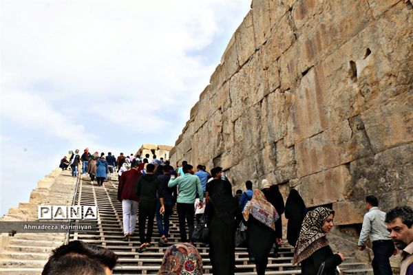 تخت جمشید در نوروز 98