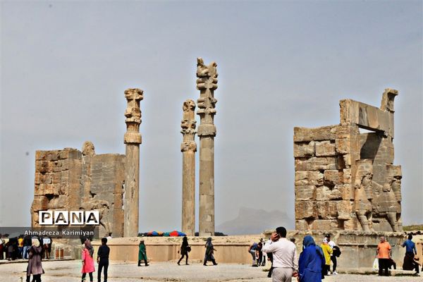 تخت جمشید در نوروز 98