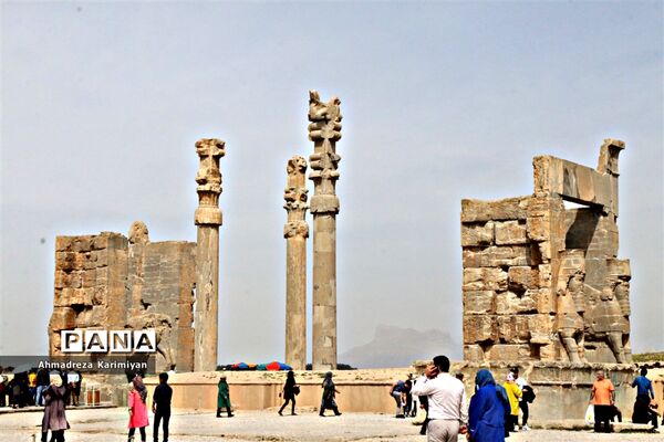 تخت جمشید در نوروز 98