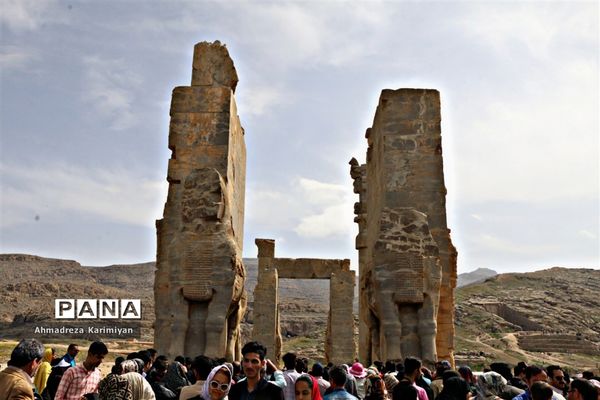 تخت جمشید در نوروز 98