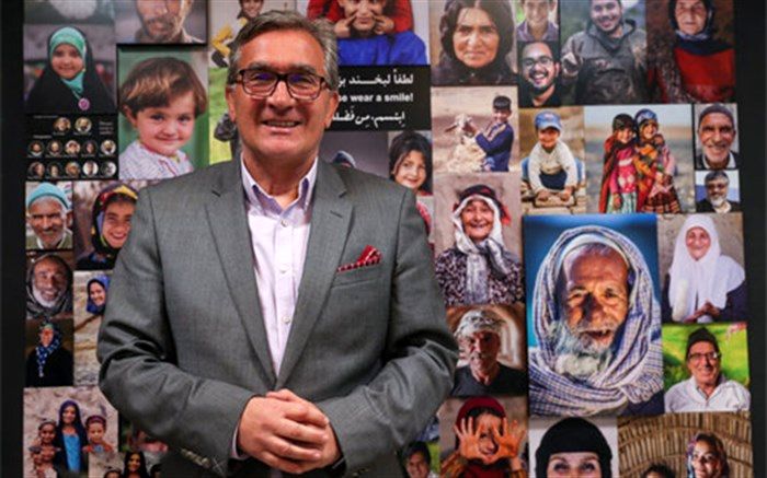 سلفی یادگاری برانکو و پسرانش در آزادی +عکس