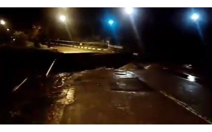 پل ارتباطی بین شهرک گلشهر چهاردانگه و گلدسته تخریب شد