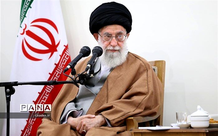 جمعی از مسئولین نظام تا ساعتی دیگر با رهبر انقلاب دیدار می‌کنند
