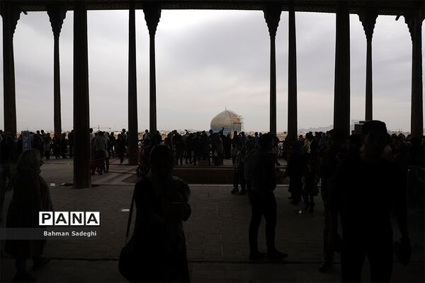 عمارت عالی قاپو در نوروز 98