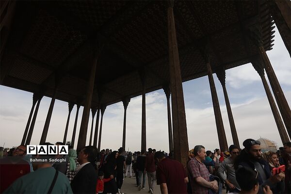 عمارت عالی قاپو در نوروز 98