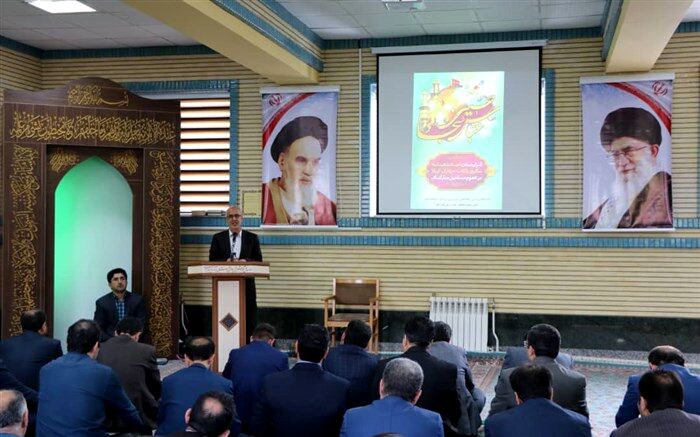 فرهنگیان وظیفه ترویج اخلاق در جامعه را دارند